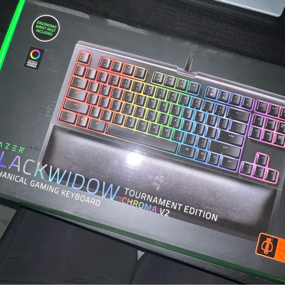 Razer BlackWidow Chroma V2 Mechanical Gaming Keyboard - Black